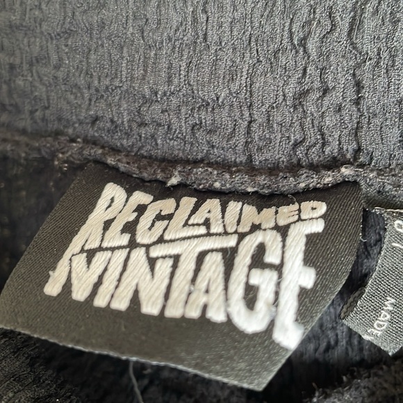 ASOS Reclaimed Vintage black crinkle flare leggings size US 0, Uk 4 - Picture 4 of 5